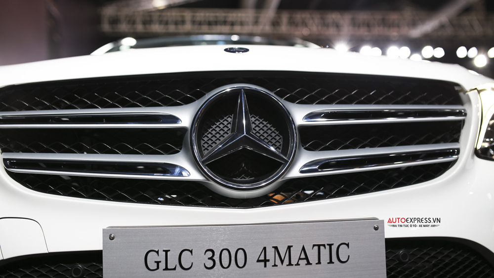 Mercedes-Benz GLC 300 4MATIC dài hơn và rộng hơn người tiền nhiệm lần lượt là 120 mm và 50 mm