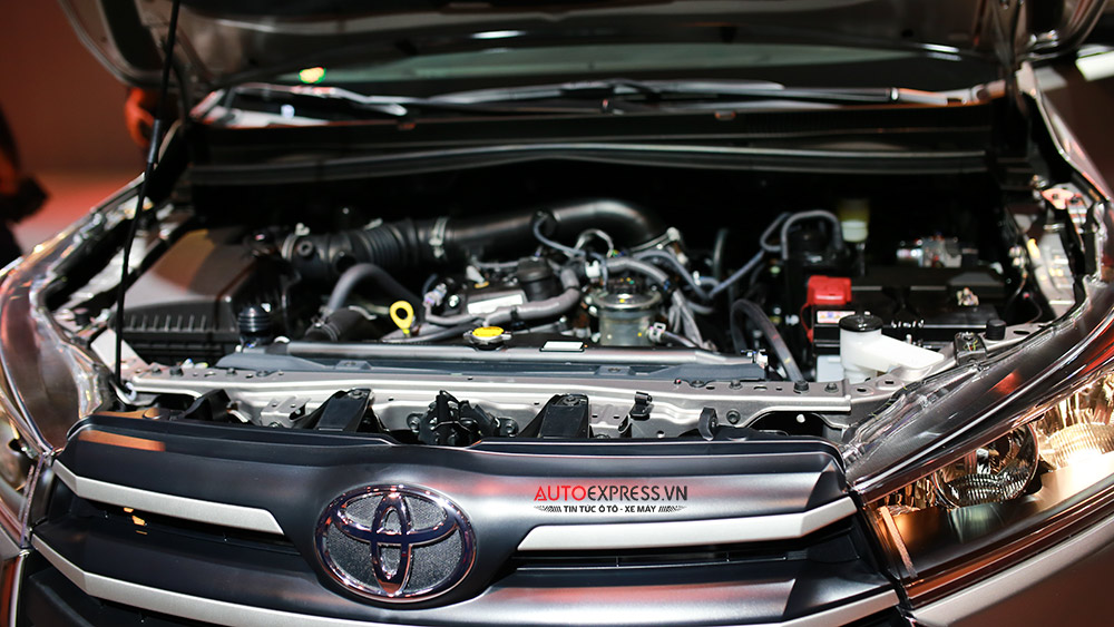 Toyota Innova 2016 được trang bị động cơ xăng 2.0L với hệ thống điều phối van biến thiên thông minh kép (Dual VVT-i)