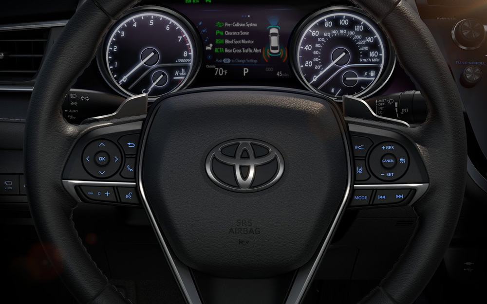 Nội thất Toyota Camry 2018