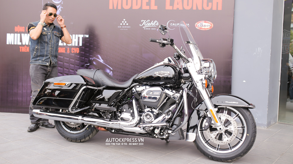 Mẫu xe Touring Harley-Davidson Road King đời 2017