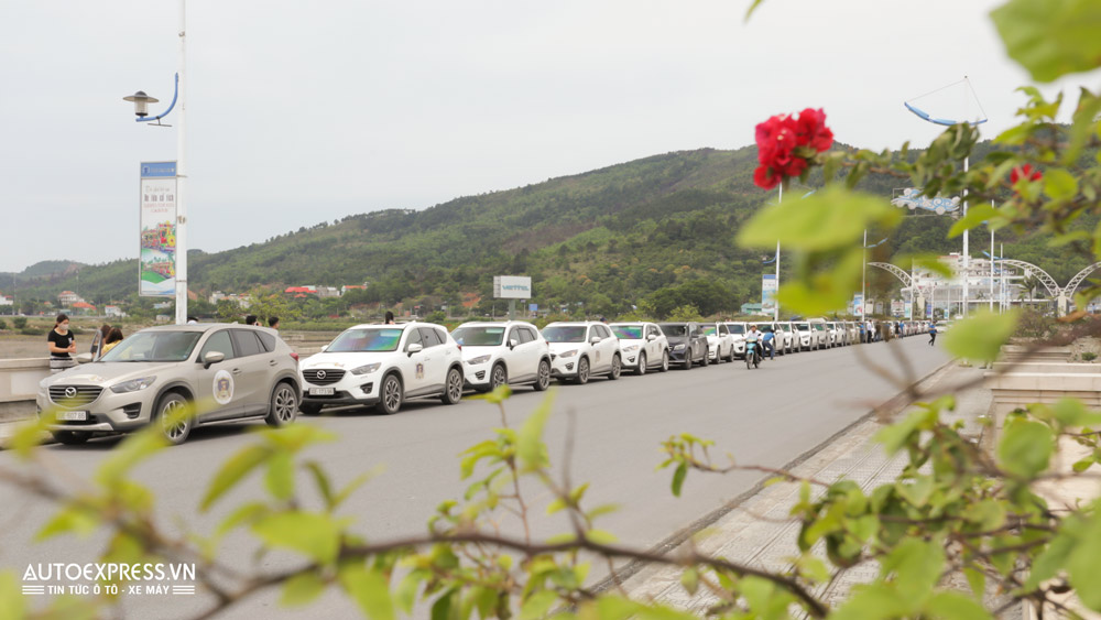 Hơn trăm chiếc Mazda CX-5 tụ hội về thành phố biển Hạ Long mừng sinh nhật 3 tuổi CLB