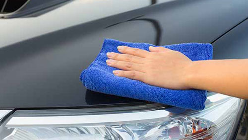 5 sai lầm phổ biến của chủ xe khi tự rửa ô tô tại nhà hình 4.