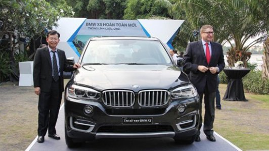 BMW X5 thế hệ mới ra mắt cùng nhiều tính năng