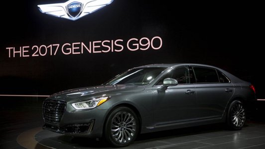 Hyundai Genesis liệu có đắt khách nhờ Hậu duệ mặt trời?