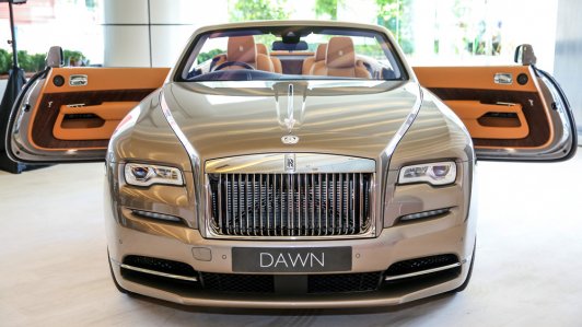 Tuyệt phẩm "Hừng đông" Rolls-Royce Dawn ra mắt giá 23 tỷ đồng