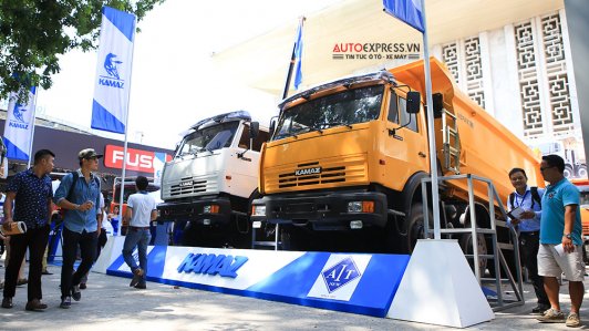 Huyền thoại xe tải Kamaz "khoe" dàn xe ấn tượng tại triển lãm ô tô Việt Nam 2016