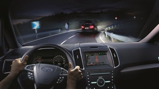 Ford giới thiệu nhiều công nghệ mới hỗ trợ người lái