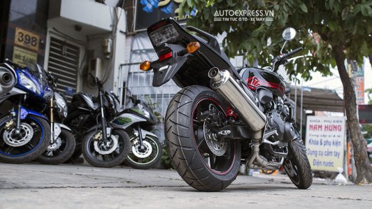 Chi tiết Honda CB400 Super Four SE 2017 "hiếm lạ" đầu tiên tại Việt Nam