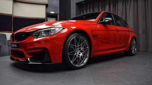 BMW M3 rực rỡ chào năm mới trong sắc đỏ Ferrari