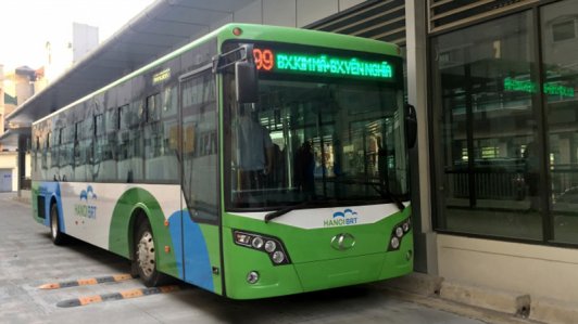 Taxi, xe tải bị cấm giờ cao điểm để phục vụ xe buýt nhanh BRT tại Hà Nội