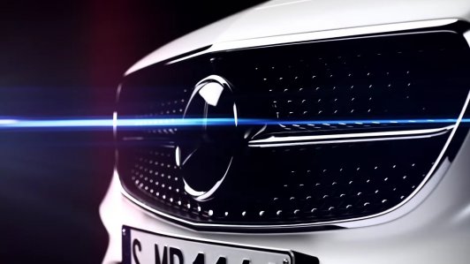 Mercedes-Benz vén màn E-Class Coupe 2018