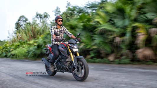 Tết Đinh Dậu 2017: Các bước bảo dưỡng xe máy đi du xuân