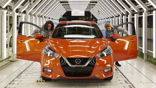 Nissan Micra 2017 nhỏ xinh - đối thủ Toyota Yaris đã chính thức được sản xuất