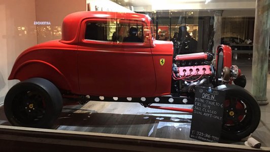 Chiếc xe ‘Hot Rod’ Ferrari lai Ford hớp hồn dân mê xế cổ