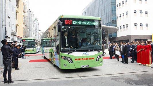 Giải trình nghi vấn trước mức giá 5 tỷ đồng một chiếc xe buýt nhanh BRT