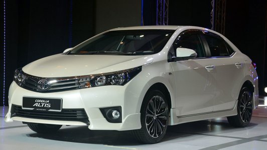 Hơn 23.000 xe Toyota Corolla Altis phải thu hồi vì lỗi túi khí