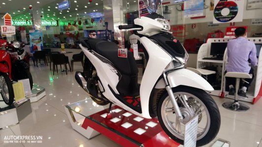 Tăng phí trước bạ đối với nhiều mẫu xe máy Honda tại Việt Nam