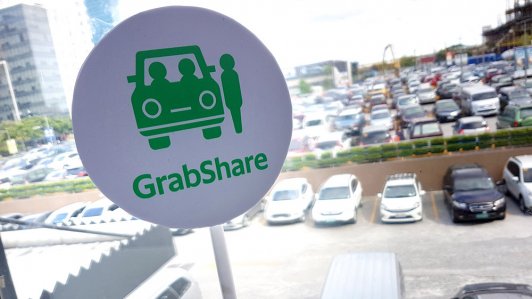 Dịch vụ đi chung xe của Grab, Uber bị dừng hoạt động vì gây bất tiện cho hành khách