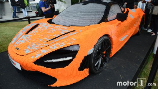 Chiêm ngưỡng siêu xe McLaren 720S được "sản xuất" từ Lego