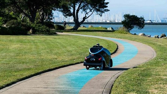 Chiêm ngưỡng ôtô robot làm nghiệp vụ của đội tuần tra giao thông VIP nhất thế giới