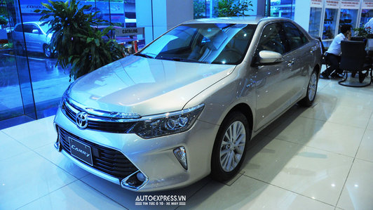 "Soi" kỹ Toyota Camry 2018 vừa chính thức bán tại thị trường Việt Nam