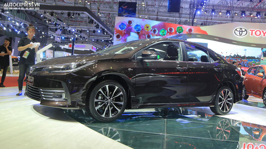 Toyota công bố giá bán lẻ các mẫu xe lắp ráp tại Việt Nam cho năm 2018