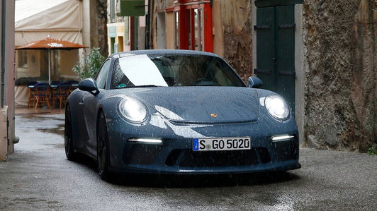 Porsche 911 GT3 thêm gói nâng cấp Touring Package