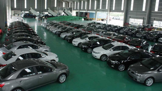 Ô tô con nhập khẩu vào Việt Nam giá trung bình hơn 400 triệu