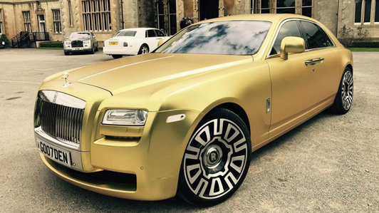 "Bóng ma" Rolls-Royce Ghost mạ vàng chỉ nhận giao dịch bằng Bitcoin