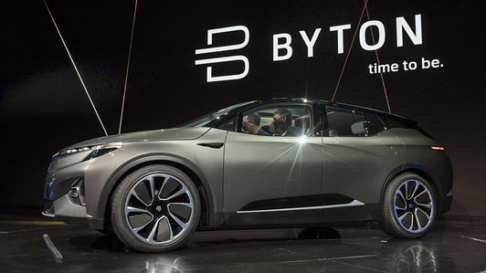 Lộ diện Byton Concept - Đối thủ mới của Tesla Model X