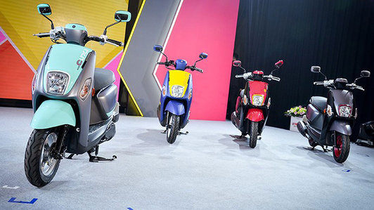 Xe tay ga "xấu lạ" Yamaha Cuxi 2018 ra mắt