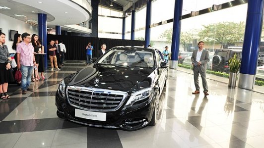 Mercedes-Maybach S600 chốt giá gần 10 tỷ tại Việt Nam