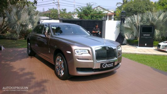 "Bóng ma" Rolls-Royce Ghost 24 tỷ ra mắt tại Việt Nam