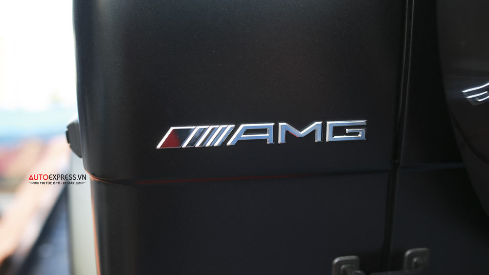 Mercedes-AMG G 63 Edition 463 được trang bị động cơ V8 Biturbo với 11 màu ngoại thất