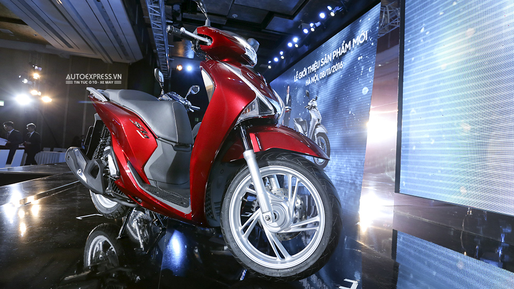 5 tính năng nổi bật của xe máy Honda SH 2017 125i 150i Việt Nam mới ra mắt