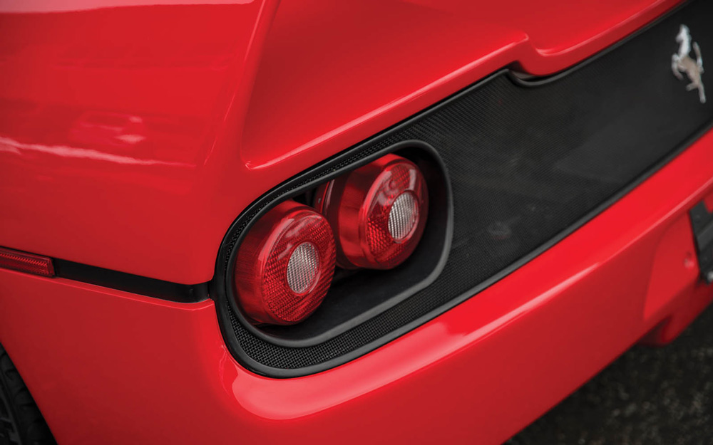 Đèn hậu Ferrari F50