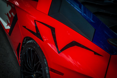 Minh nhựa lái Lamborghini Aventador SV giá 35 tỉ đồng dạo phố hình 9.