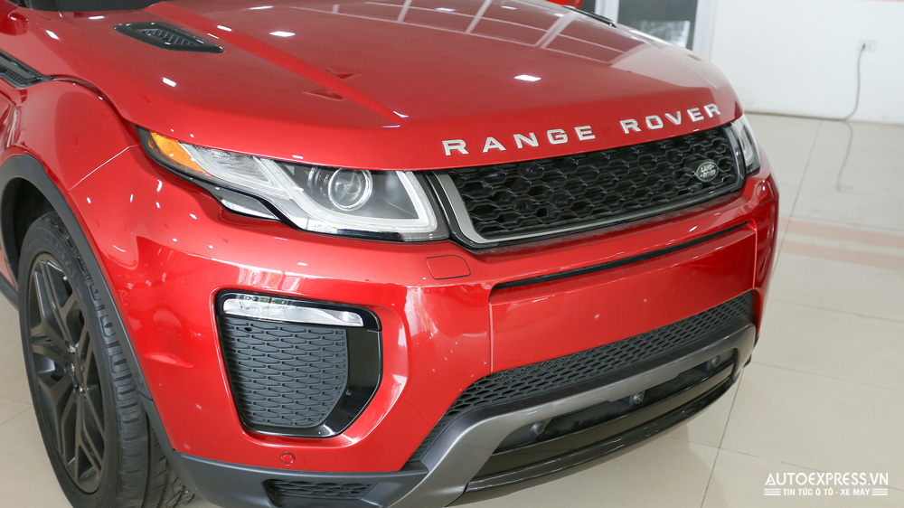 Phần đầu Range Rover Evoque 2016 có nhiều thay đổi thể thao hơn