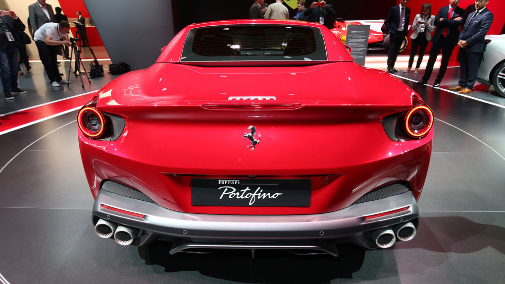 Ferrari Portofino  trang bị khối động cơ V8 Biturbo, dung tích 3,9 lít sản sinh công suất 590 mã lực