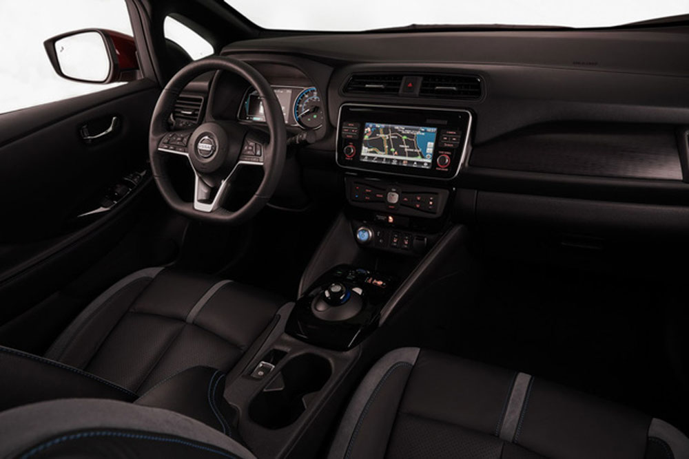Xe điện Nissan Leaf 2018 dát đầy công nghệ hình 3.