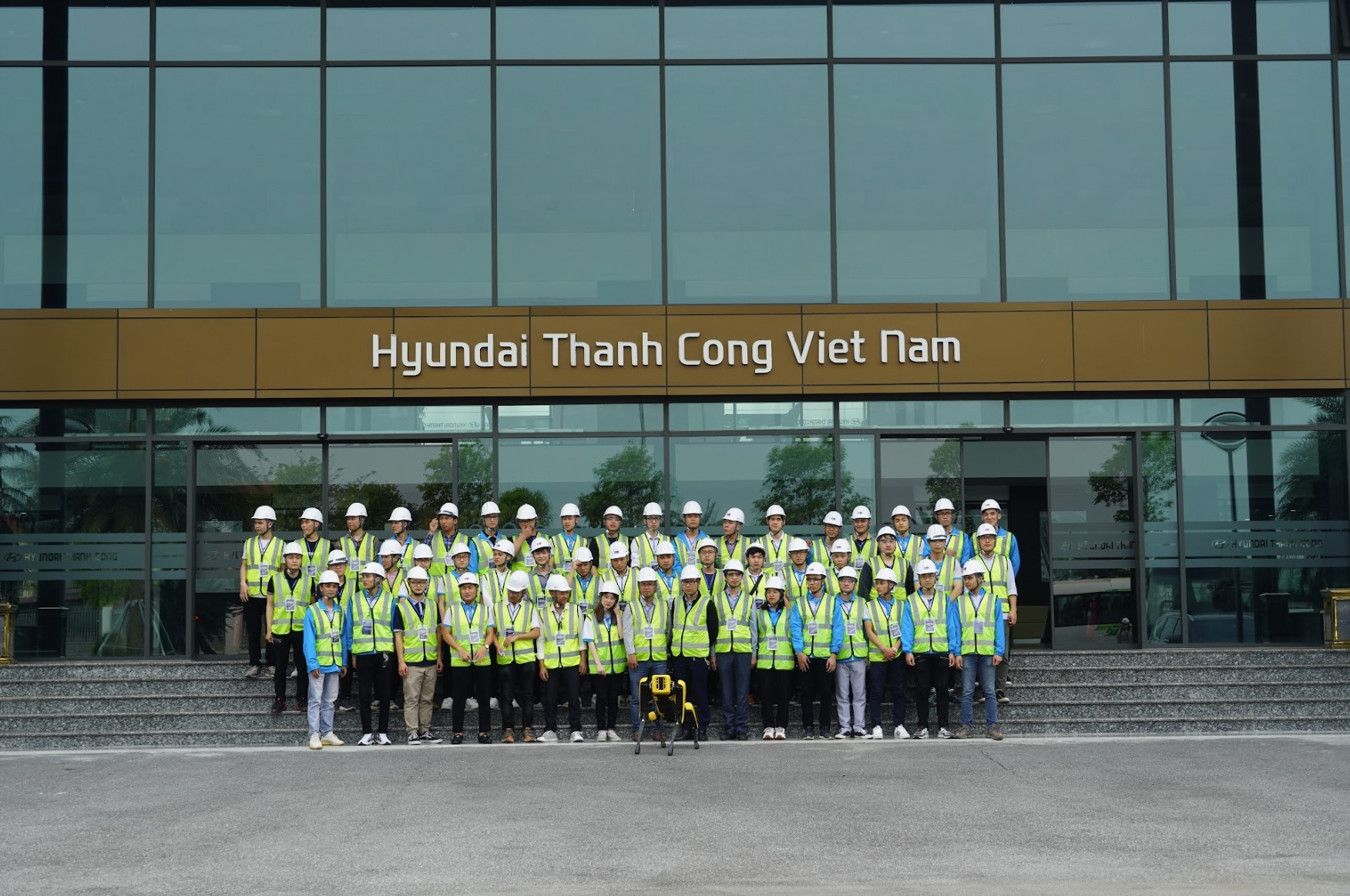 Hyundai Thành Công triển khai tuần thực tế dành cho sinh viên chuyên ngành kỹ thuật ô tô