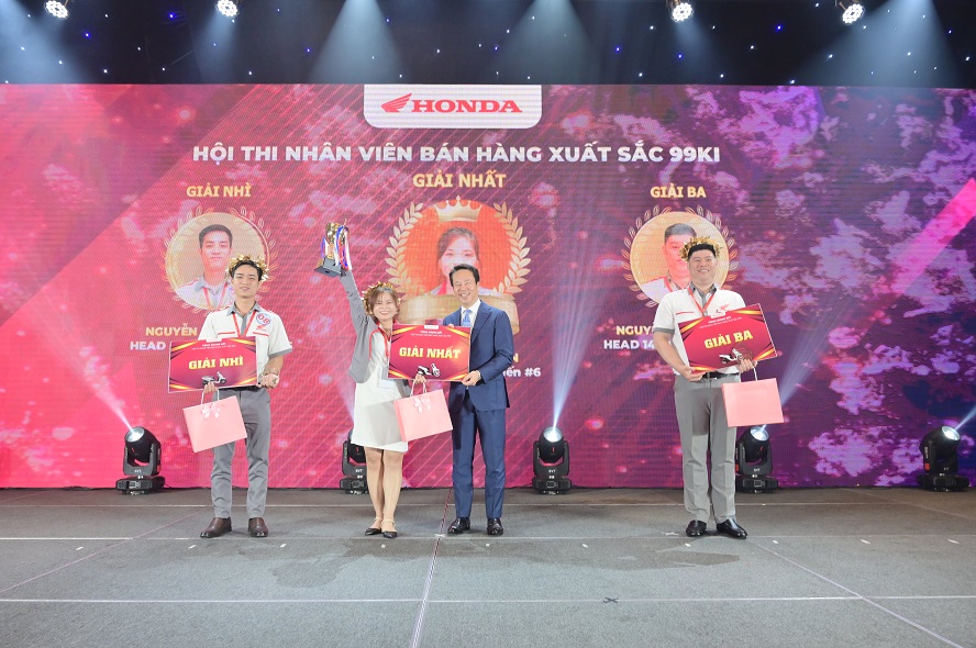 Xướng tên 03 nhân viên bán hàng xuất sắc 99Ki của Honda Việt Nam