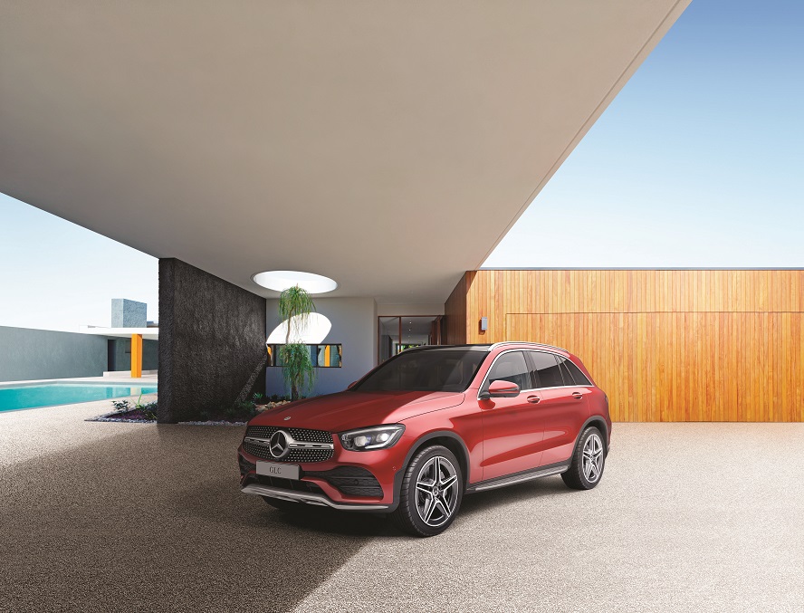 Khách hàng mua xe Mercedes-Benz nhận ưu đãi kép từ tháng 7/2023