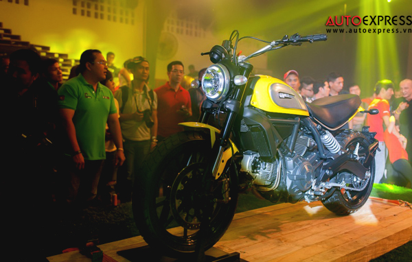 Ducati Scrambler giá từ 300 triệu đồng tại Việt Nam