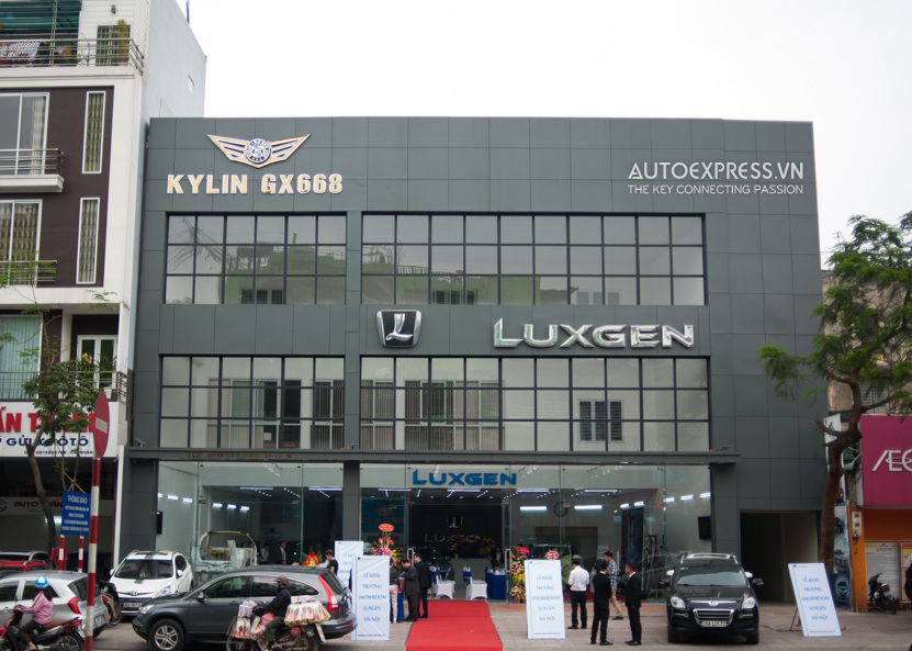 luxgen-showroom-autoexpress.vn