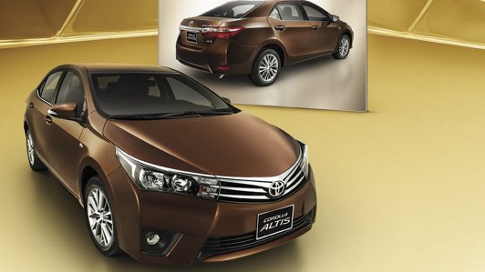 Toyota Corolla Altis 2016 ra mắt: Thêm tính năng, giá không đổi