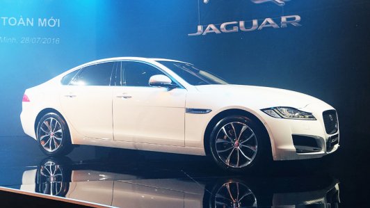 Jaguar XF hoàn toàn mới- Đối thủ BMW 5 Series, Audi A6 ra mắt Việt Nam