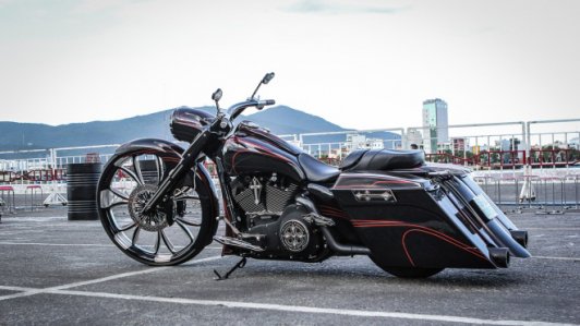 Harley-Davidson Street Glide độ Bagger đẹp nhất Vietnam Bike Week 2016