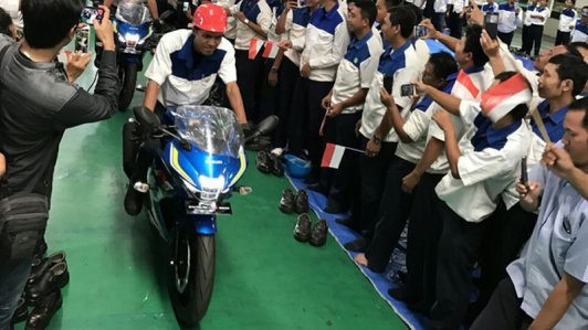 Những chiếc mô tô Suzuki GSX-R150 đầu tiên chính thức xuất xưởng