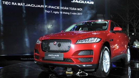SUV hạng sang Jaguar F-PACE 2017 chính thức ra mắt khách hàng Việt